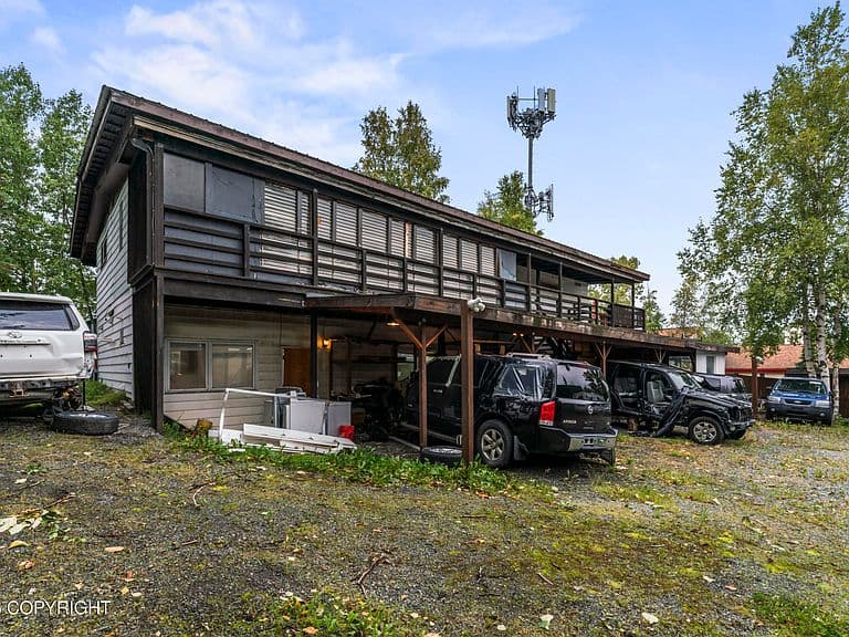 Listing photo 4