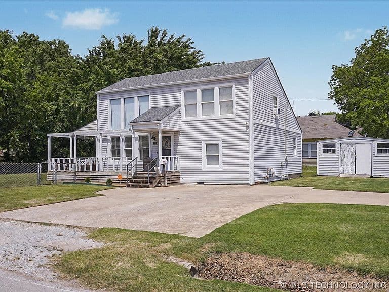 Listing photo 4