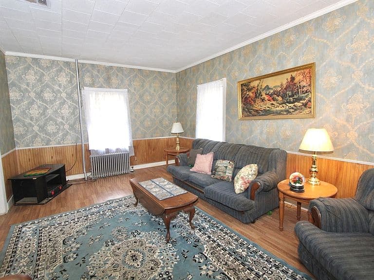 Listing photo 3