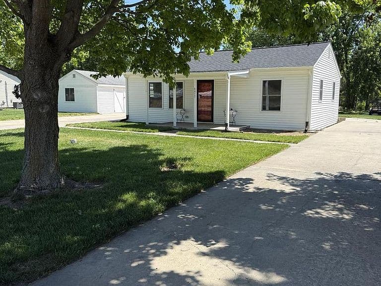 Listing photo