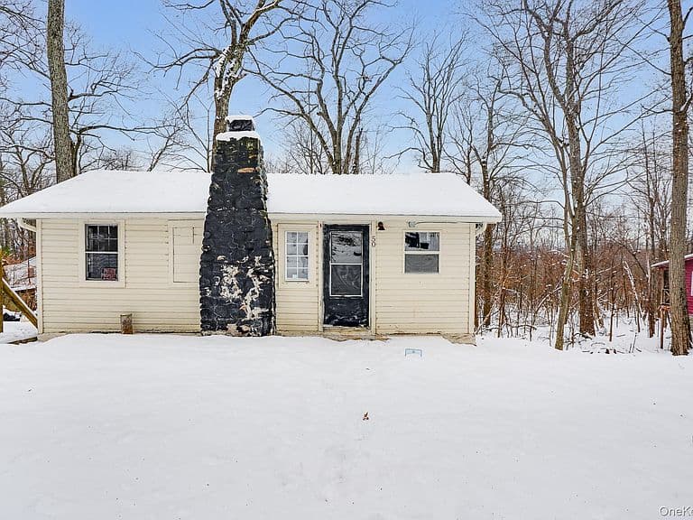 Listing photo 2