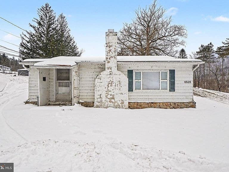 Listing photo 2
