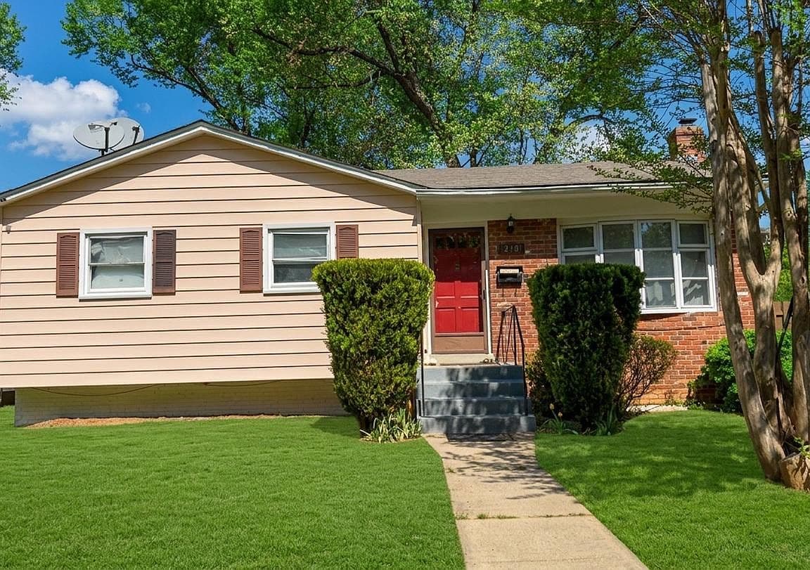 Primary listing photo