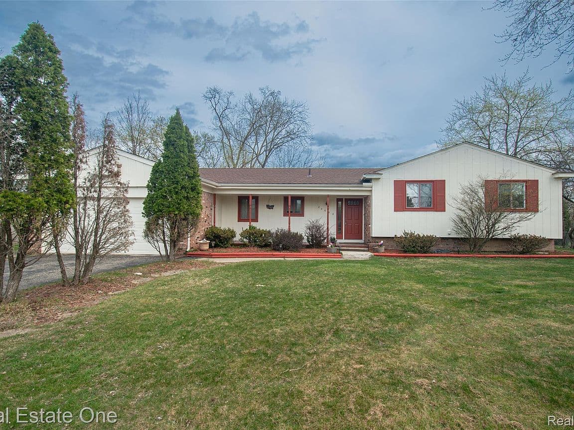 Primary listing photo