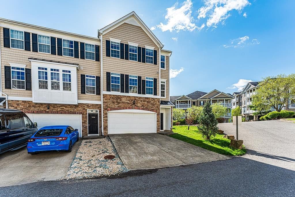 Primary listing photo