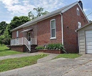 Listing photo 2
