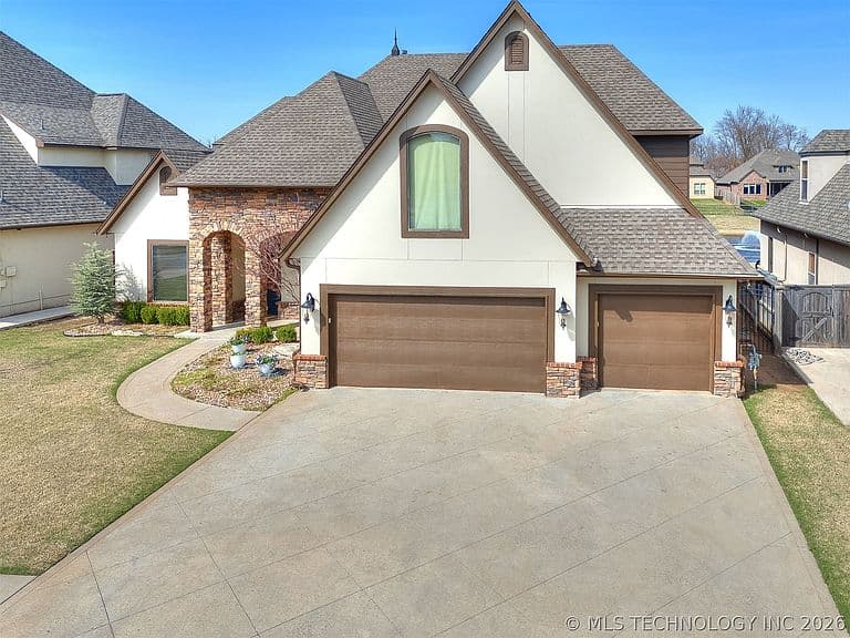 Listing photo 4