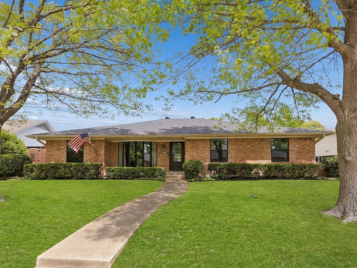 Primary listing photo