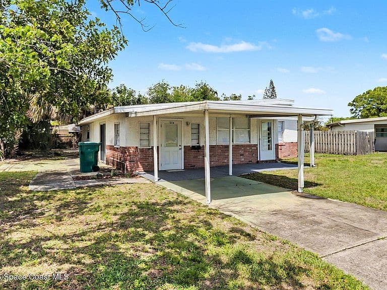 Listing photo 5