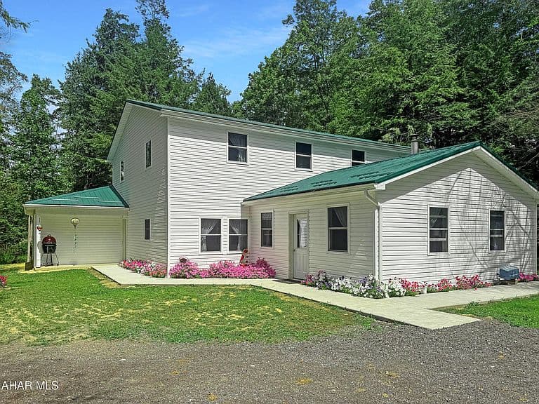 Listing photo