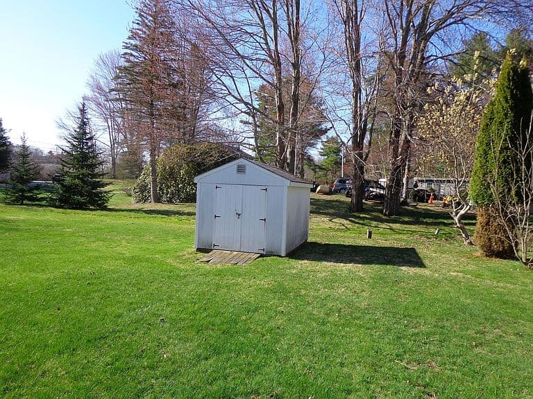 Listing photo 5