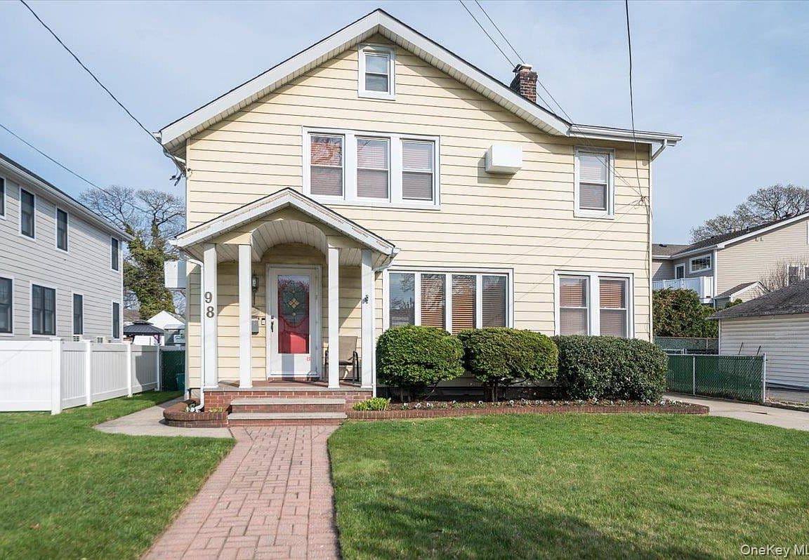 Primary listing photo