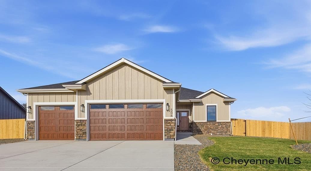 Primary listing photo