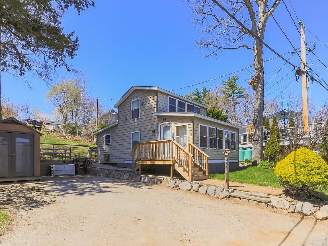 Primary listing photo