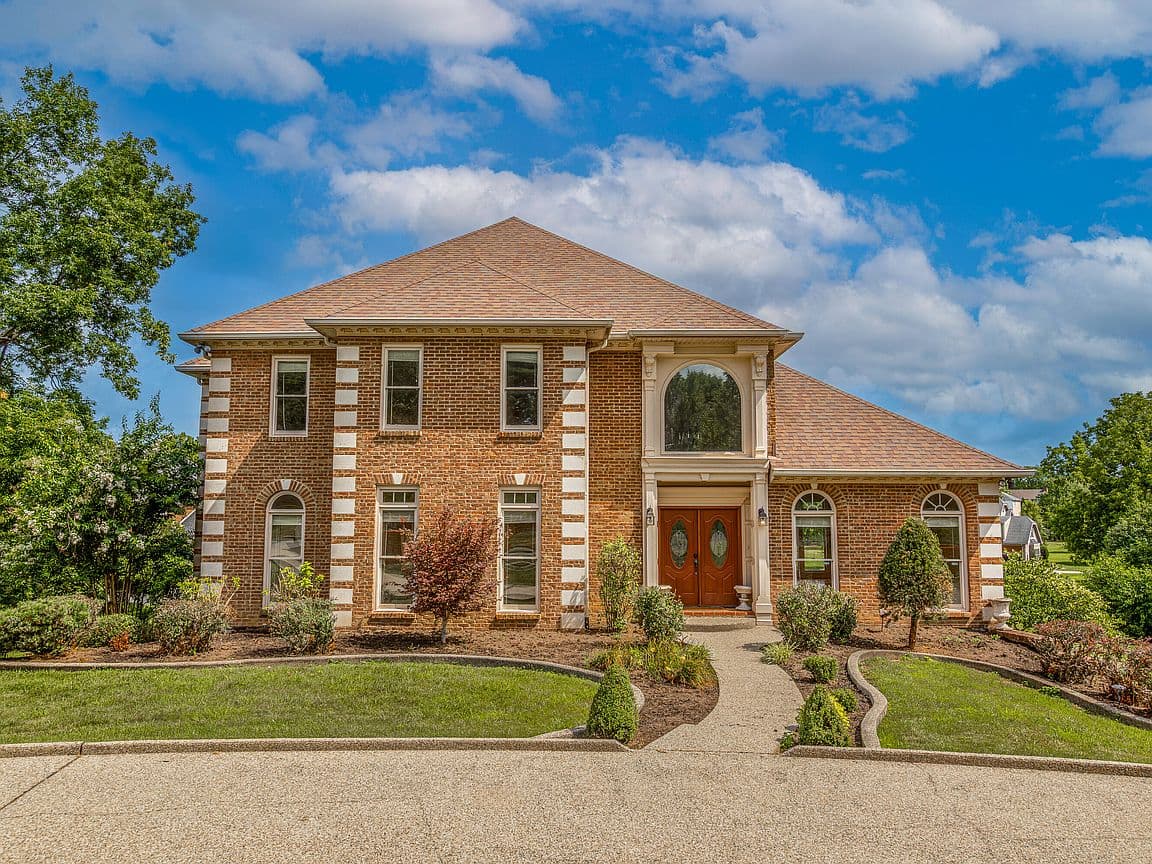 Primary listing photo