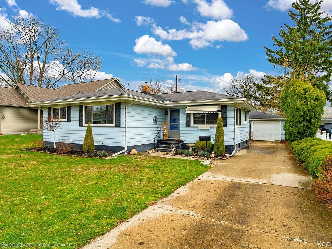 Primary listing photo