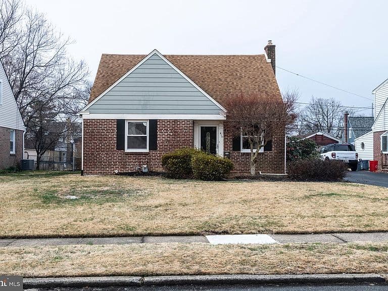 Listing photo 4