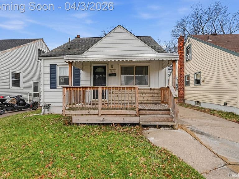 Listing photo 2