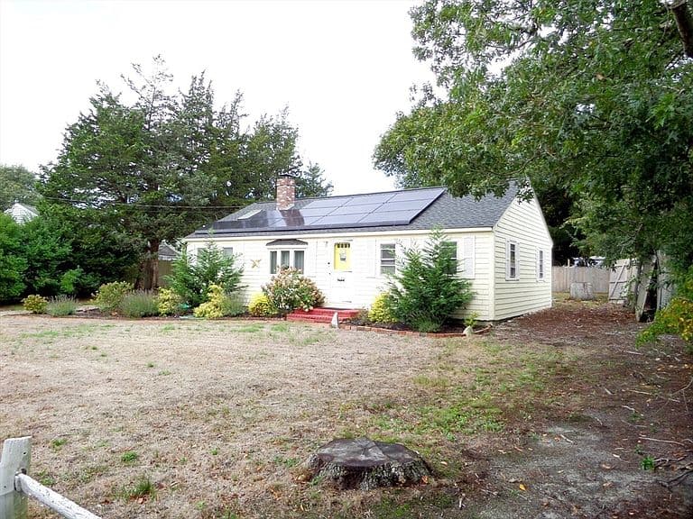 Listing photo 2