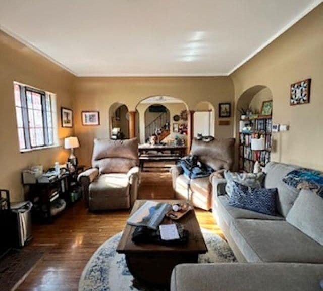 Listing photo 3