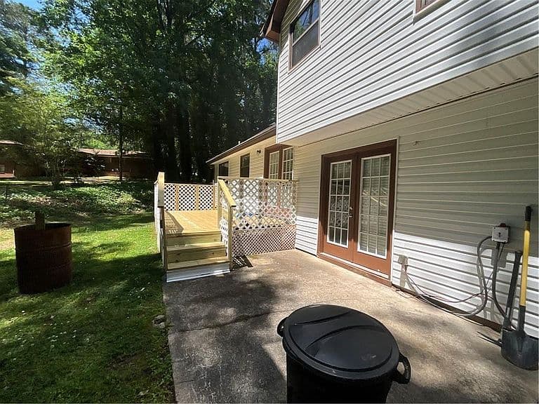 Listing photo 4