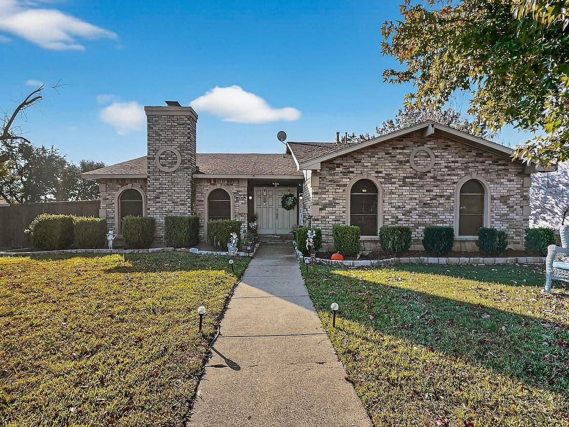Primary listing photo