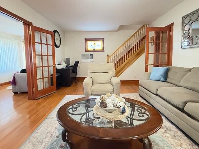 Listing photo 4