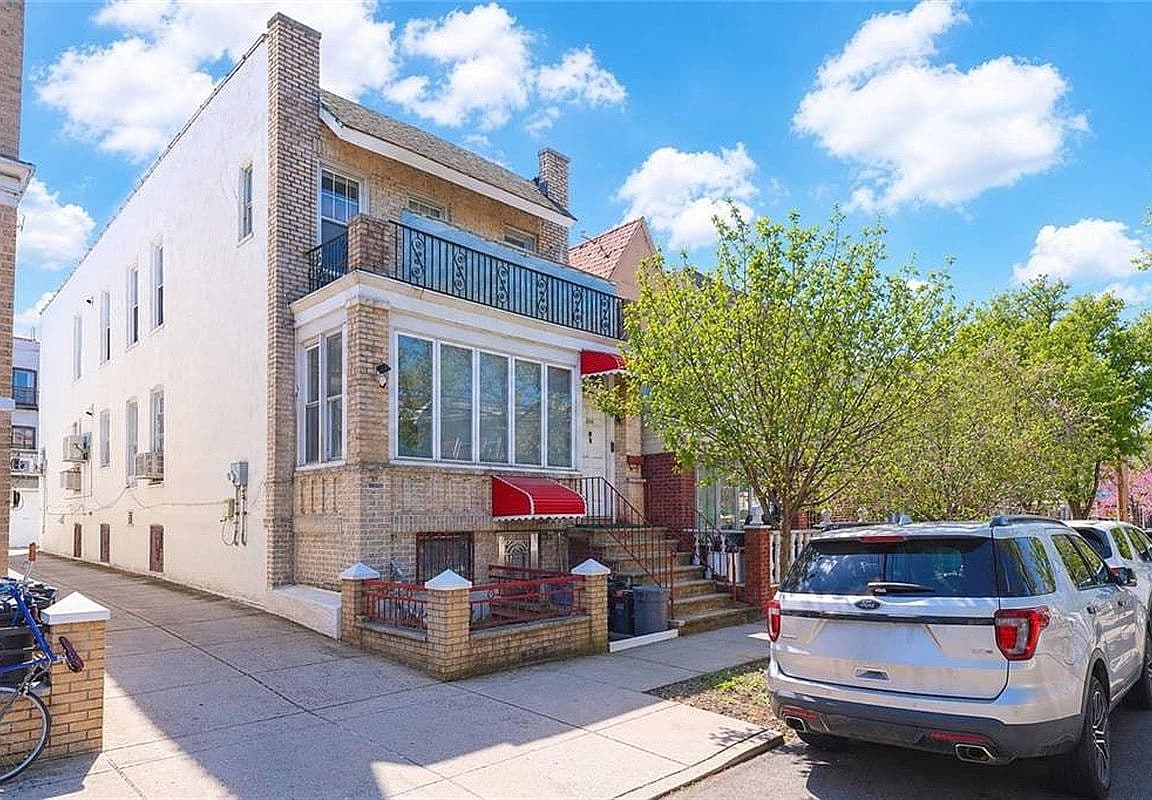 Primary listing photo