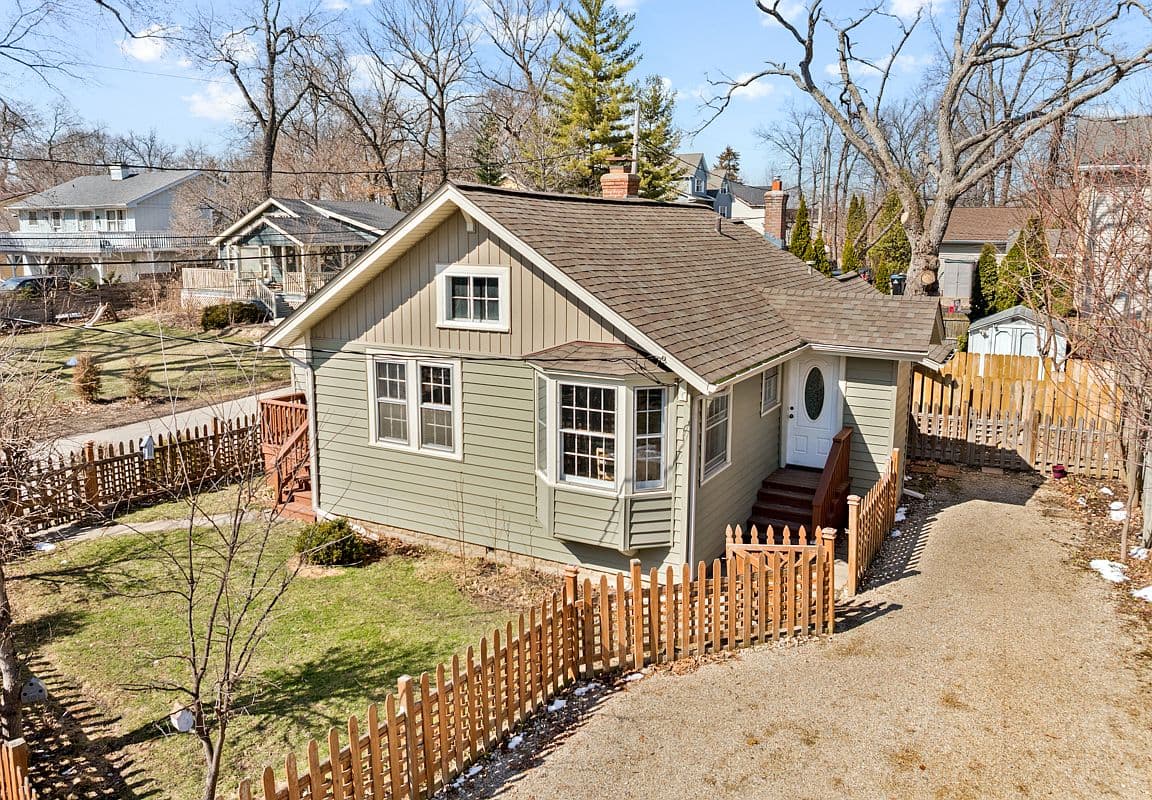 Primary listing photo