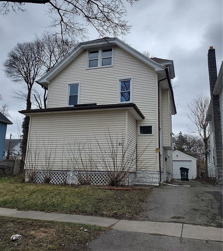 Primary listing photo