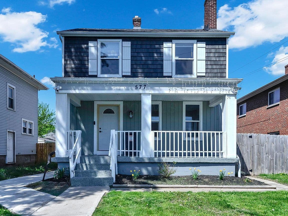 Primary listing photo