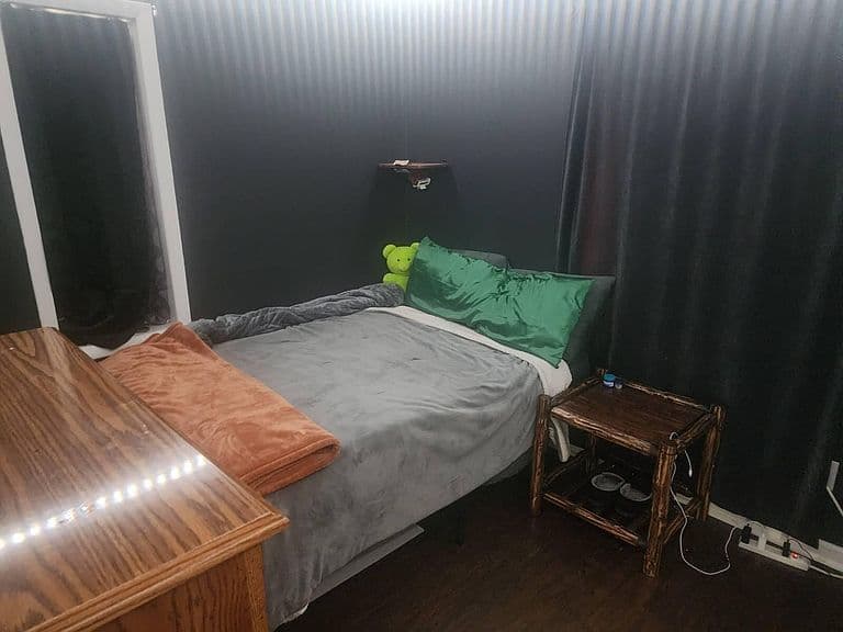 Listing photo 4