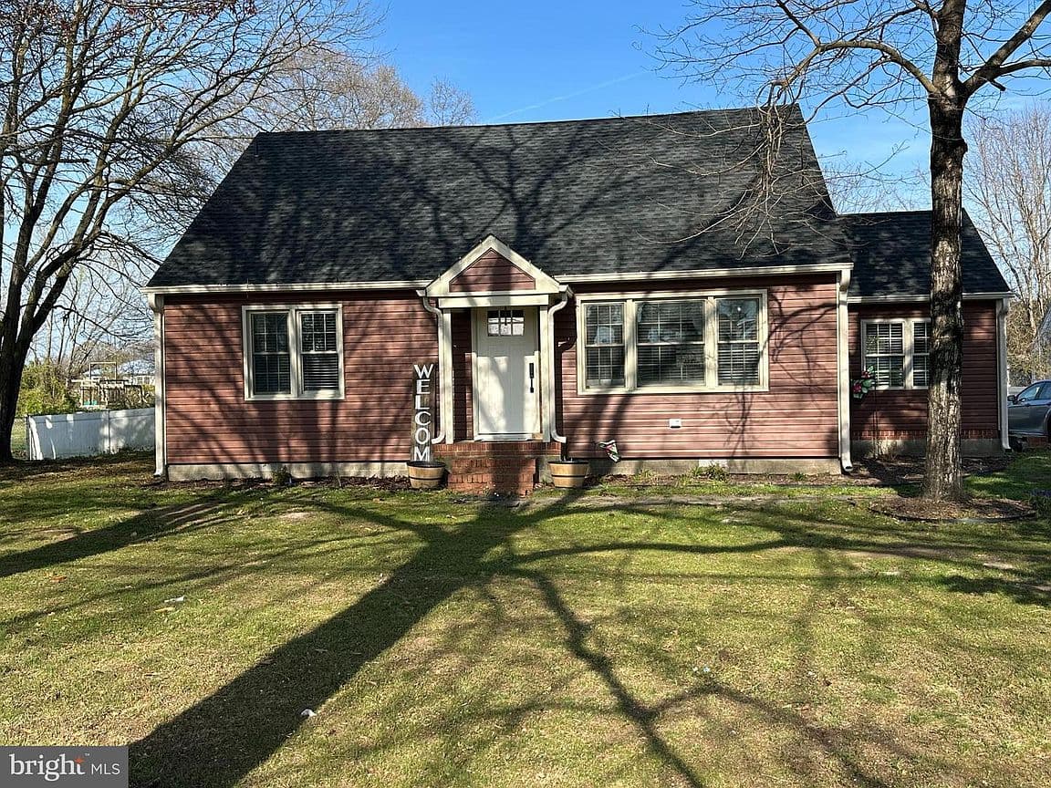 Primary listing photo