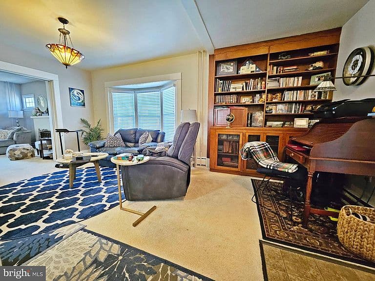 Listing photo 5