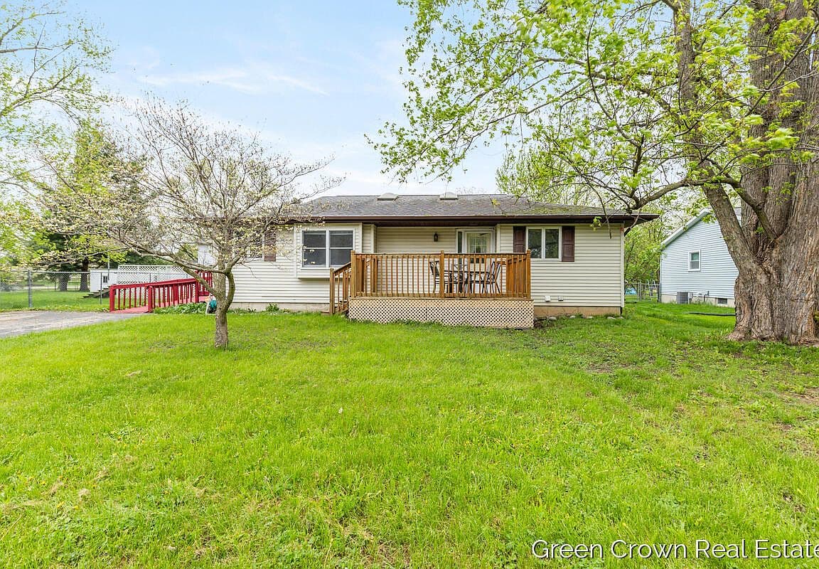 Primary listing photo