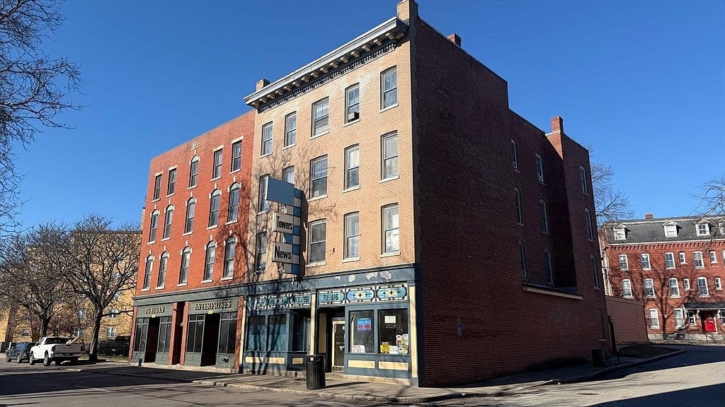 Primary listing photo