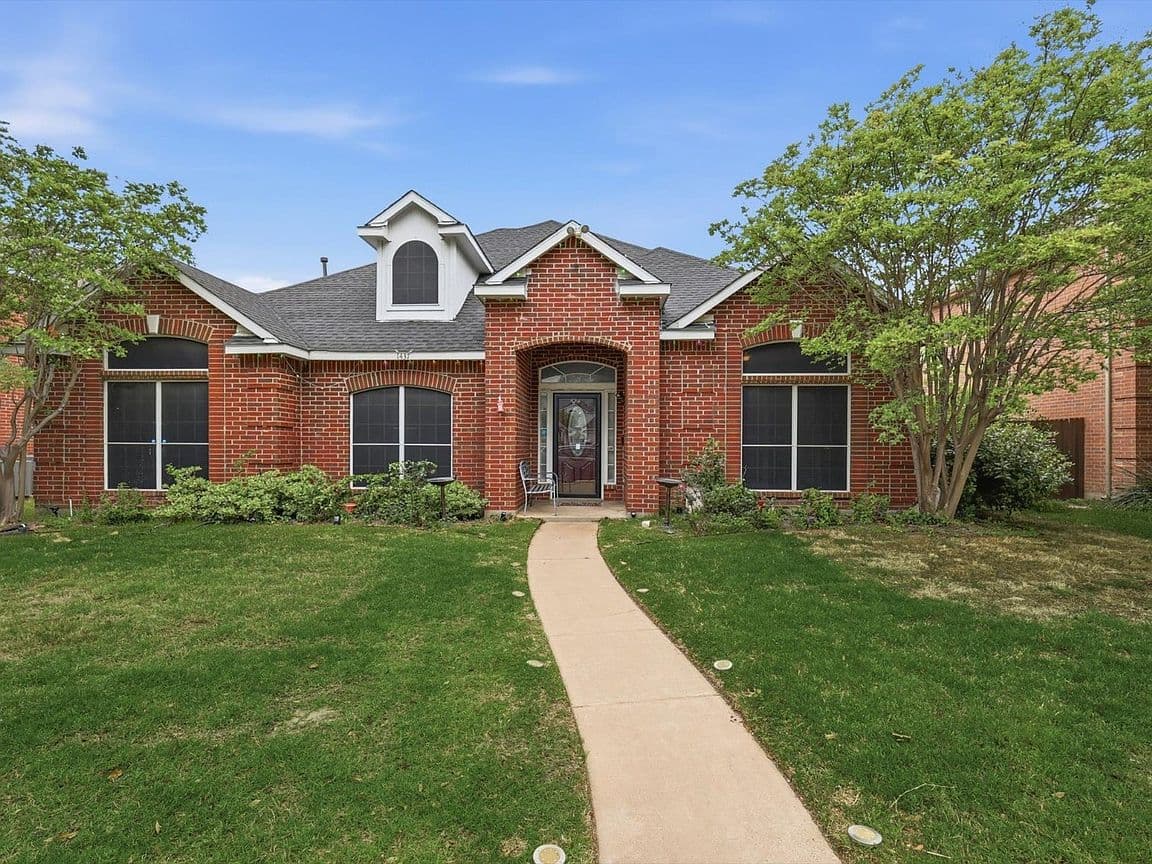 Primary listing photo