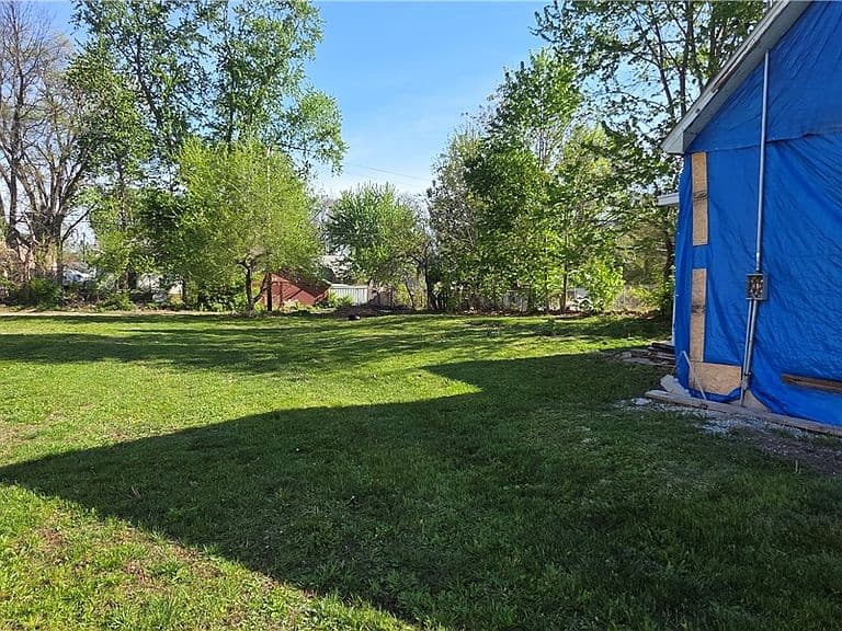 Listing photo 4