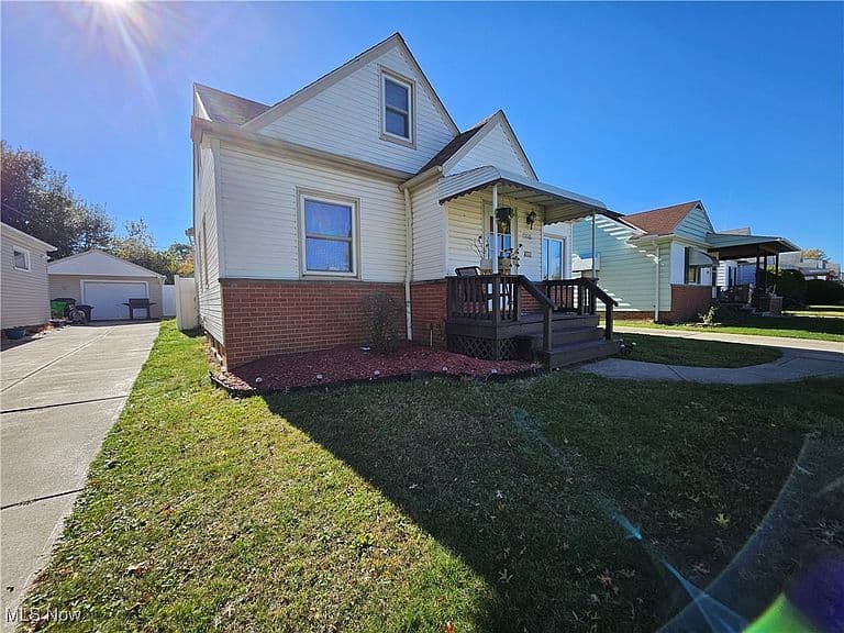 Listing photo 4