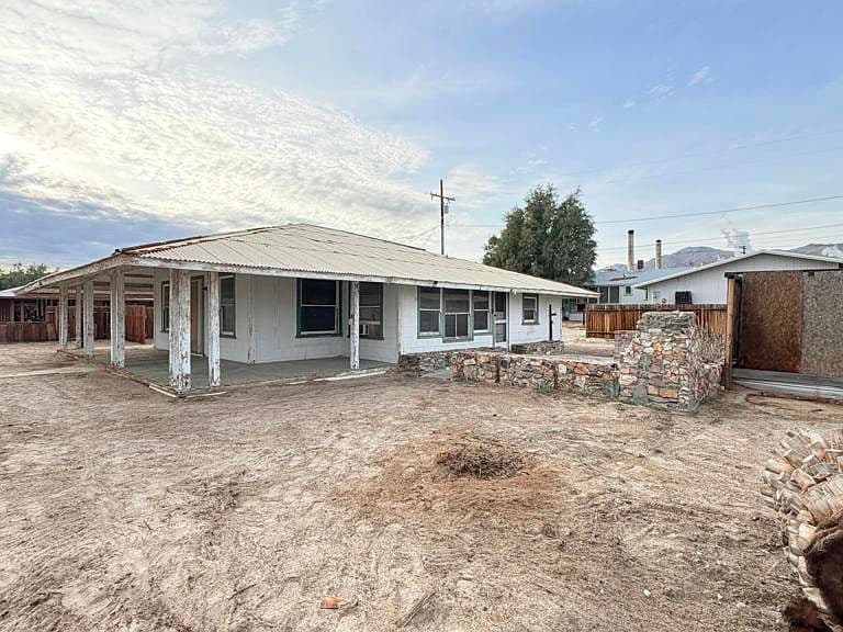 Listing photo 5