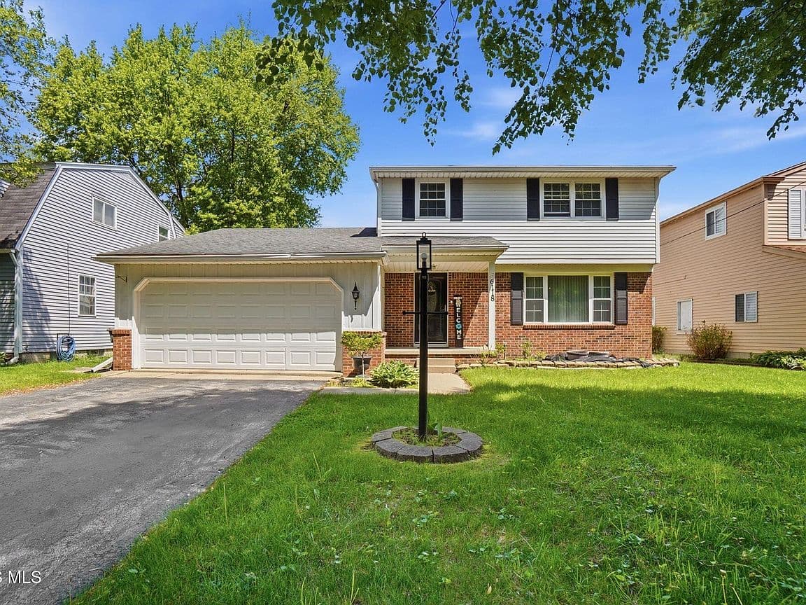 Primary listing photo