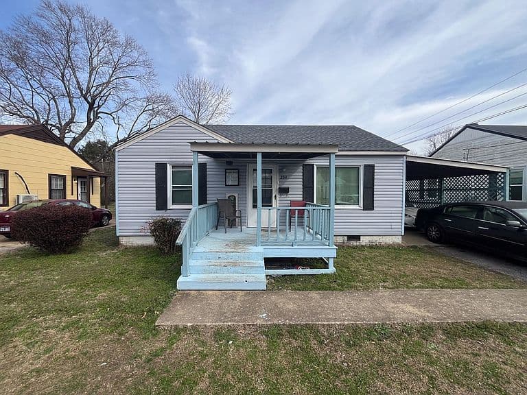 Listing photo 2