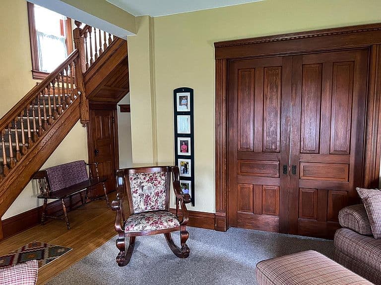 Listing photo 5