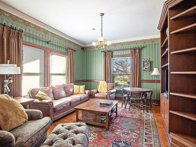 Listing photo 4