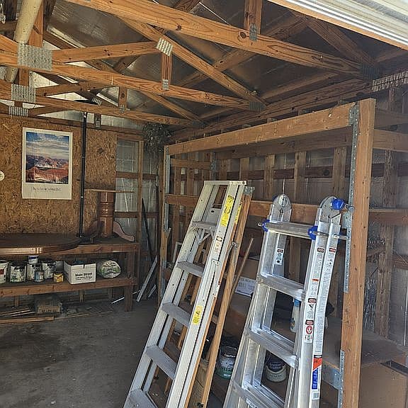 Listing photo 5