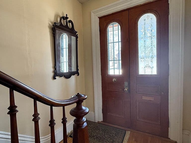 Listing photo 4