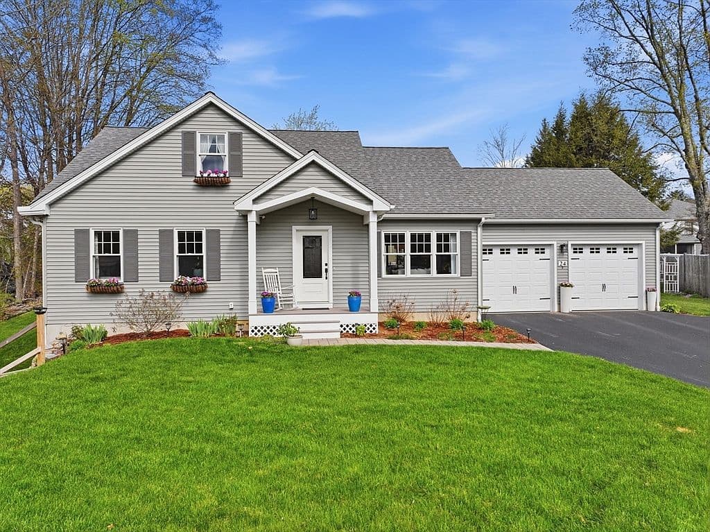 Primary listing photo