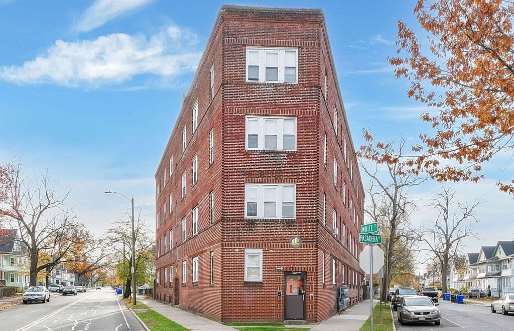 Primary listing photo