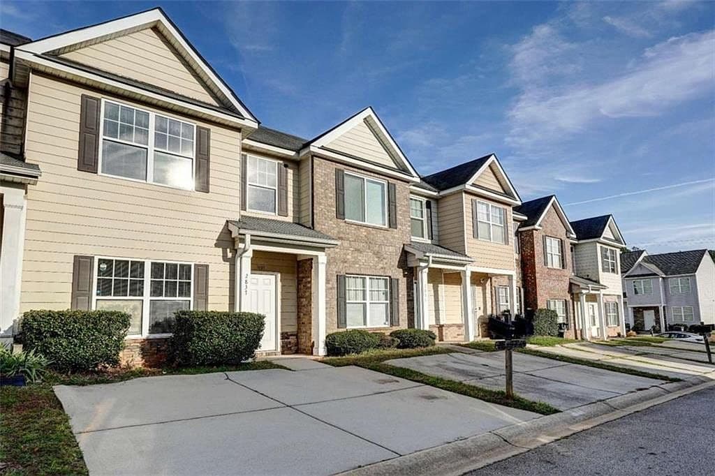 Primary listing photo