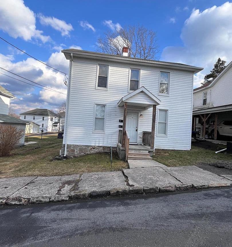 Primary listing photo